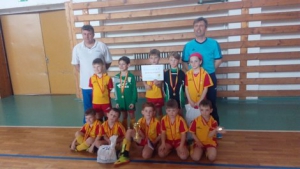 Zaplněné tribuny tleskaly nejmenším fotbalistům!